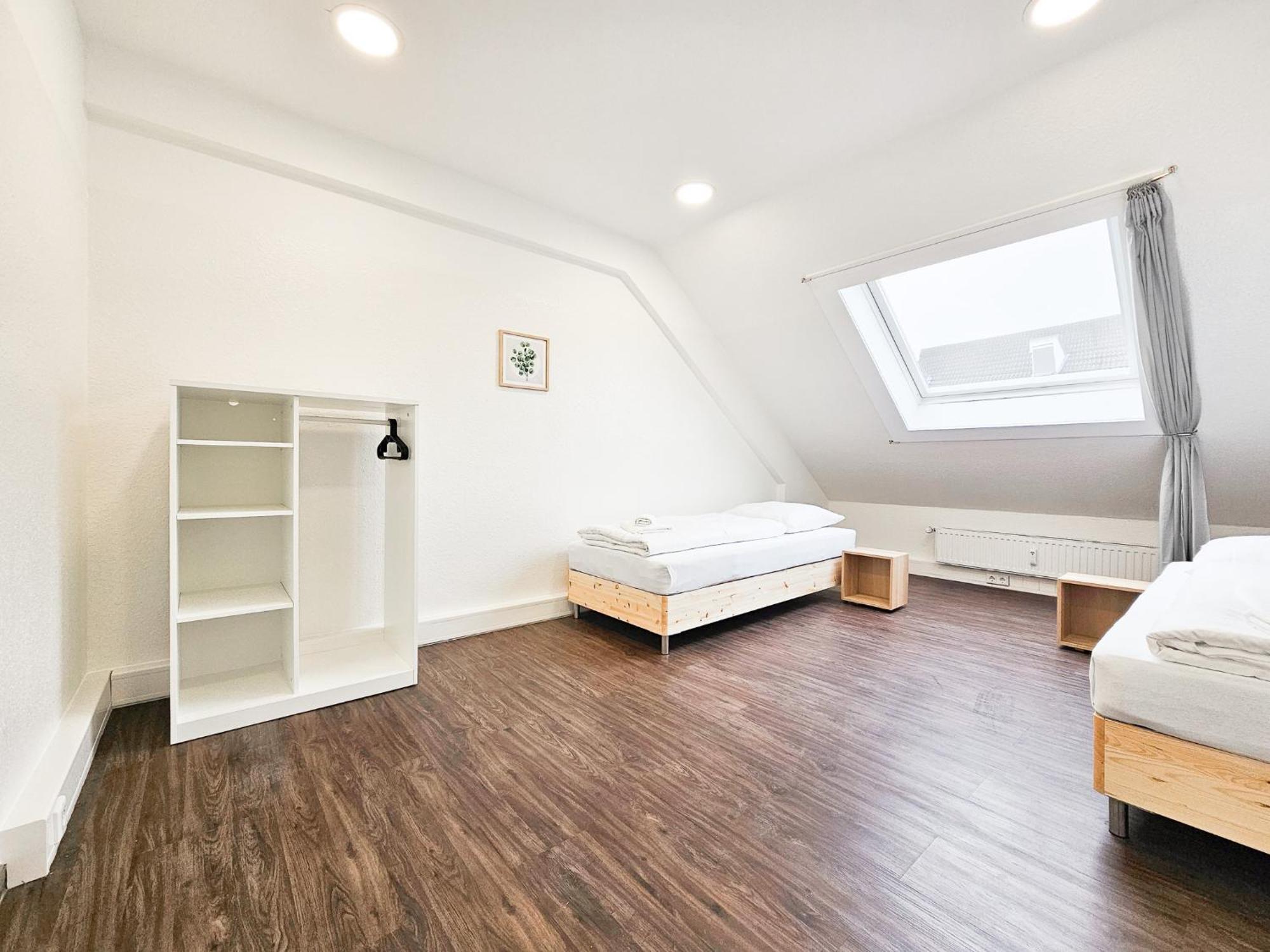 Tolstov - Center With 5 - 10 Min Messe Dus Apartment Düsseldorf